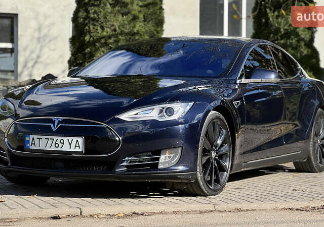 Синий Тесла Модель С, объемом двигателя 0 л и пробегом 200 тыс. км за 15400 $, фото 1 на Automoto.ua