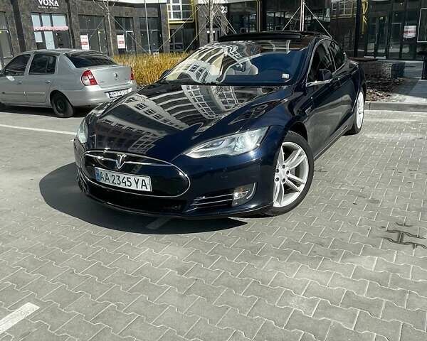 Синій Тесла Модель С, об'ємом двигуна 0 л та пробігом 250 тис. км за 12100 $, фото 1 на Automoto.ua