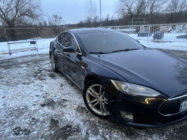 Синій Тесла Модель С, об'ємом двигуна 0 л та пробігом 192 тис. км за 10000 $, фото 1 на Automoto.ua