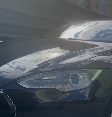 Синий Тесла Модель С, объемом двигателя 0 л и пробегом 146 тыс. км за 11000 $, фото 1 на Automoto.ua