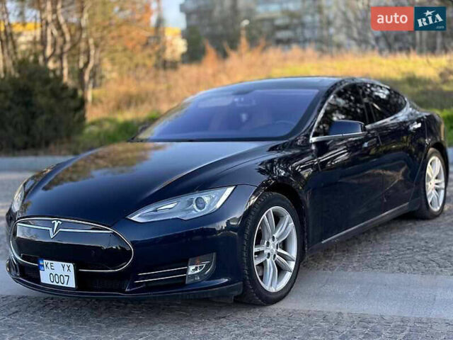Синій Тесла Модель С, об'ємом двигуна 0 л та пробігом 146 тис. км за 10000 $, фото 1 на Automoto.ua