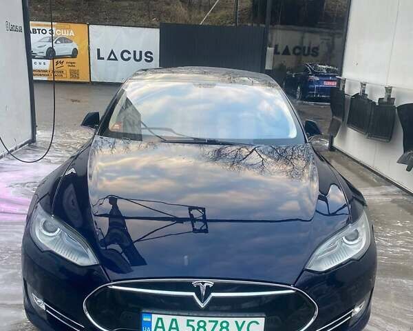 Синий Тесла Модель С, объемом двигателя 0 л и пробегом 300 тыс. км за 14000 $, фото 1 на Automoto.ua