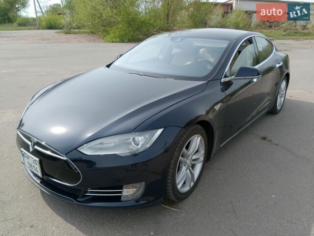 Синий Тесла Модель С, объемом двигателя 0 л и пробегом 245 тыс. км за 17500 $, фото 1 на Automoto.ua