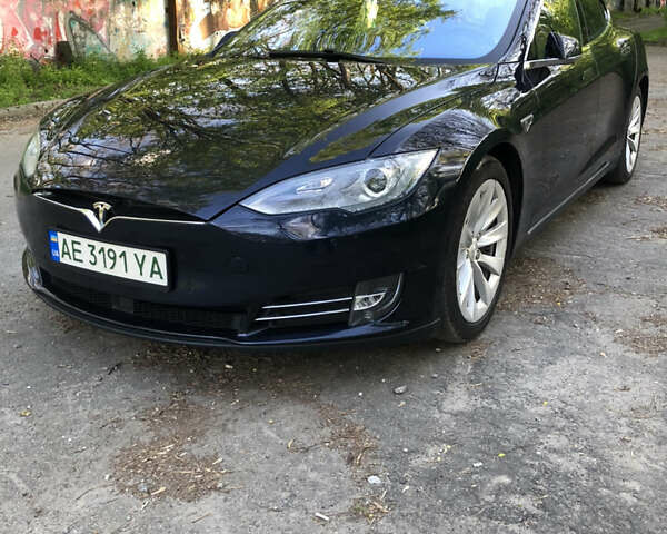 Синий Тесла Модель С, объемом двигателя 0 л и пробегом 170 тыс. км за 19500 $, фото 1 на Automoto.ua