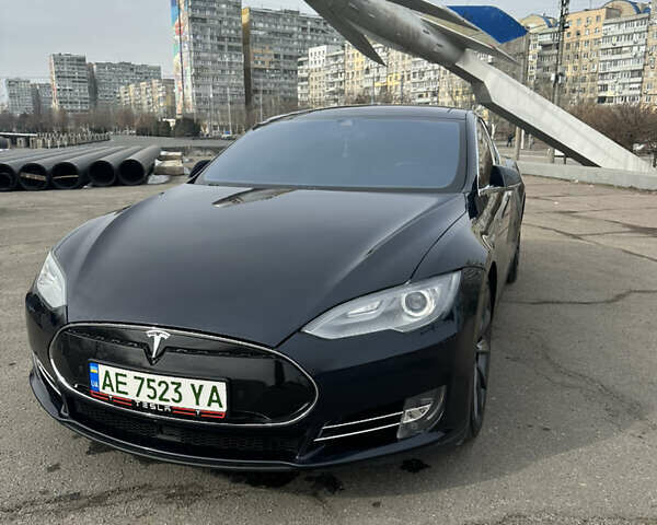 Синий Тесла Модель С, объемом двигателя 0 л и пробегом 217 тыс. км за 16000 $, фото 1 на Automoto.ua