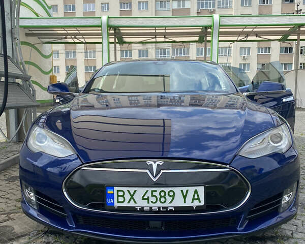 Синий Тесла Модель С, объемом двигателя 0 л и пробегом 106 тыс. км за 15999 $, фото 1 на Automoto.ua