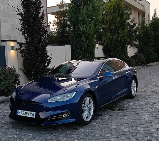 Синій Тесла Модель С, об'ємом двигуна 0 л та пробігом 176 тис. км за 16500 $, фото 1 на Automoto.ua
