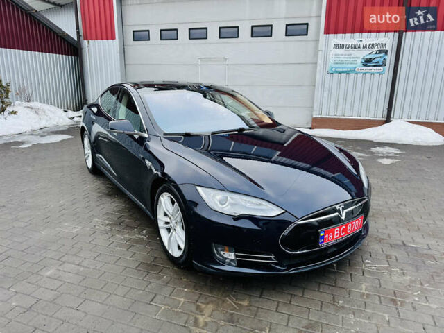 Синий Тесла Модель С, объемом двигателя 0 л и пробегом 114 тыс. км за 14800 $, фото 1 на Automoto.ua