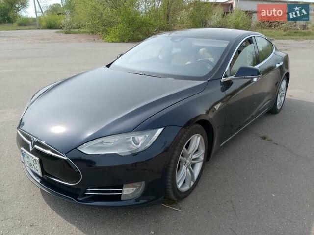 Синий Тесла Модель С, объемом двигателя 0 л и пробегом 245 тыс. км за 17500 $, фото 1 на Automoto.ua