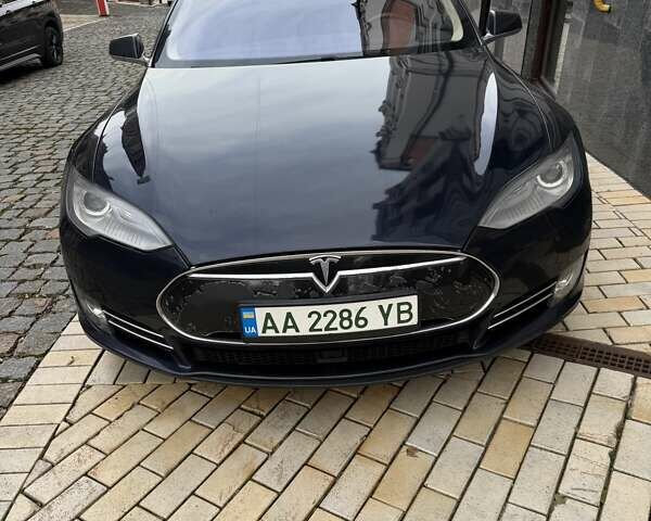 Синій Тесла Модель С, об'ємом двигуна 0 л та пробігом 140 тис. км за 12417 $, фото 1 на Automoto.ua