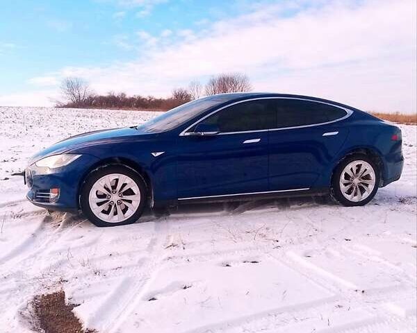 Синий Тесла Модель С, объемом двигателя 0 л и пробегом 86 тыс. км за 17900 $, фото 1 на Automoto.ua