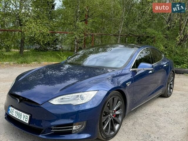Синий Тесла Модель С, объемом двигателя 0 л и пробегом 118 тыс. км за 18500 $, фото 1 на Automoto.ua