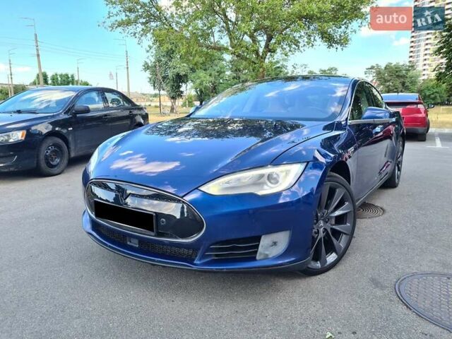 Синий Тесла Модель С, объемом двигателя 0 л и пробегом 93 тыс. км за 16400 $, фото 1 на Automoto.ua