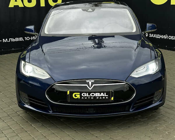 Синий Тесла Модель С, объемом двигателя 0 л и пробегом 116 тыс. км за 14300 $, фото 1 на Automoto.ua