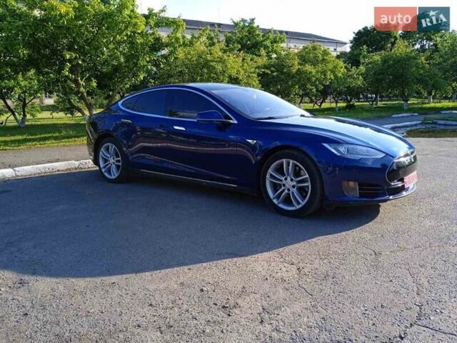 Синий Тесла Модель С, объемом двигателя 0 л и пробегом 128 тыс. км за 12700 $, фото 1 на Automoto.ua