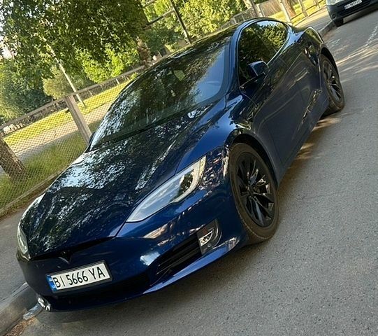 Синій Тесла Модель С, об'ємом двигуна 0 л та пробігом 105 тис. км за 16700 $, фото 1 на Automoto.ua