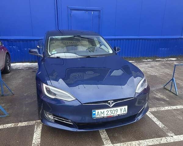 Синий Тесла Модель С, объемом двигателя 0 л и пробегом 138 тыс. км за 22000 $, фото 1 на Automoto.ua