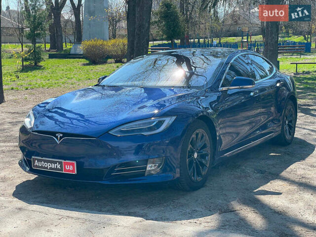 Синий Тесла Модель С, объемом двигателя 0 л и пробегом 105 тыс. км за 15990 $, фото 1 на Automoto.ua