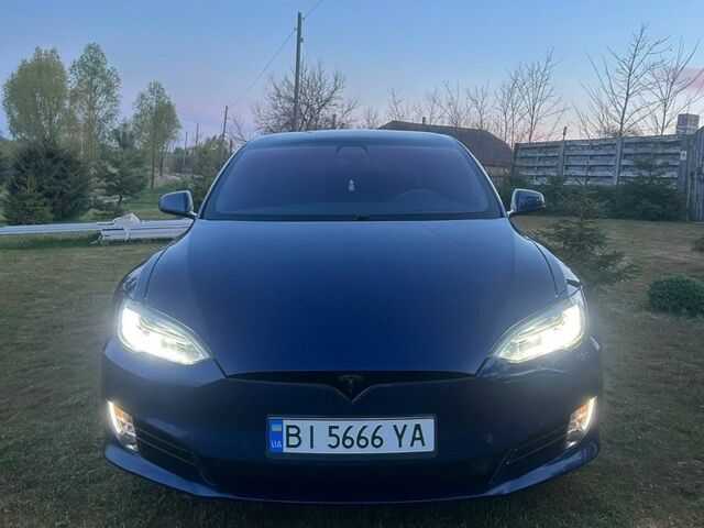 Синий Тесла Модель С, объемом двигателя 0 л и пробегом 104 тыс. км за 17000 $, фото 1 на Automoto.ua