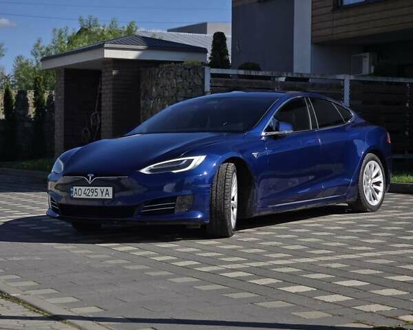 Синий Тесла Модель С, объемом двигателя 0 л и пробегом 165 тыс. км за 16990 $, фото 1 на Automoto.ua