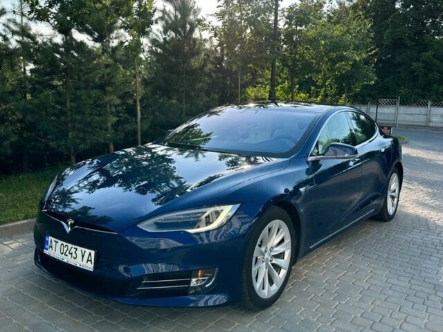 Синій Тесла Модель С, об'ємом двигуна 0 л та пробігом 102 тис. км за 18500 $, фото 1 на Automoto.ua