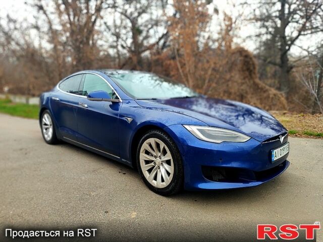 Синий Тесла Модель С, объемом двигателя 0 л и пробегом 122 тыс. км за 17750 $, фото 1 на Automoto.ua