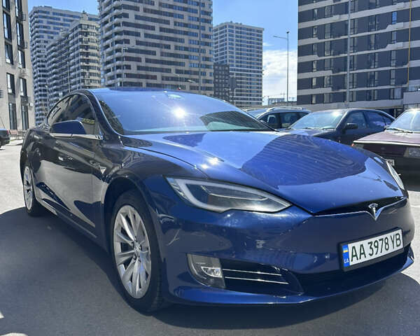 Синий Тесла Модель С, объемом двигателя 0 л и пробегом 229 тыс. км за 15990 $, фото 1 на Automoto.ua