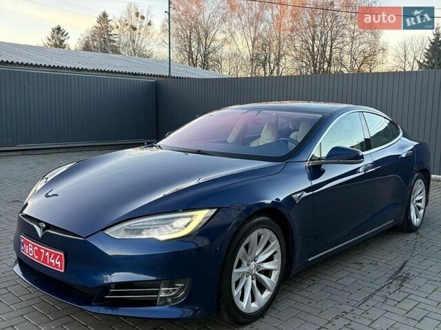 Синий Тесла Модель С, объемом двигателя 0 л и пробегом 110 тыс. км за 17700 $, фото 1 на Automoto.ua