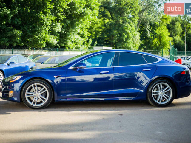 Синий Тесла Модель С, объемом двигателя 0 л и пробегом 130 тыс. км за 24500 $, фото 1 на Automoto.ua