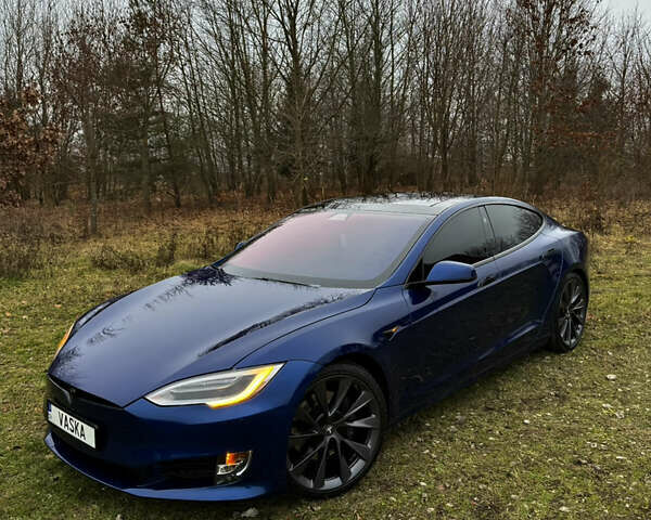 Синий Тесла Модель С, объемом двигателя 0 л и пробегом 142 тыс. км за 21000 $, фото 1 на Automoto.ua