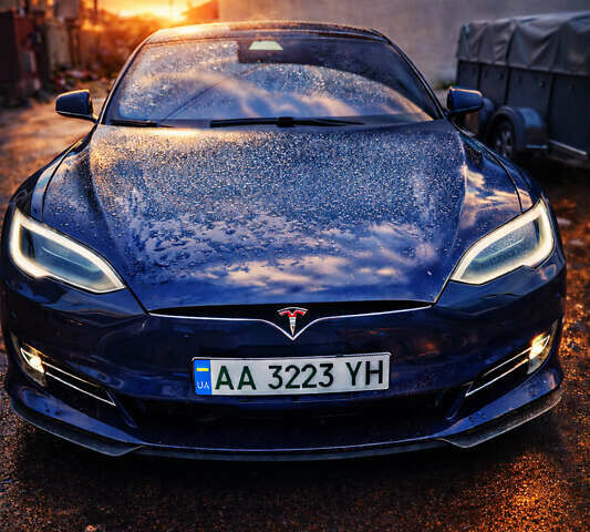 Синій Тесла Модель С, об'ємом двигуна 0 л та пробігом 101 тис. км за 22000 $, фото 1 на Automoto.ua