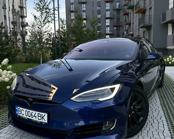 Синий Тесла Модель С, объемом двигателя 0 л и пробегом 65 тыс. км за 21500 $, фото 1 на Automoto.ua