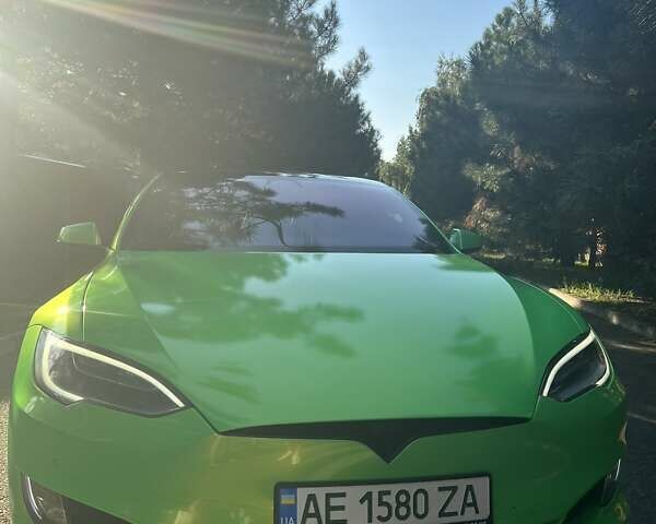 Синий Тесла Модель С, объемом двигателя 0 л и пробегом 35 тыс. км за 26500 $, фото 1 на Automoto.ua