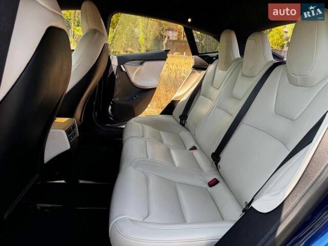 Синий Тесла Модель С, объемом двигателя 0 л и пробегом 75 тыс. км за 32000 $, фото 1 на Automoto.ua