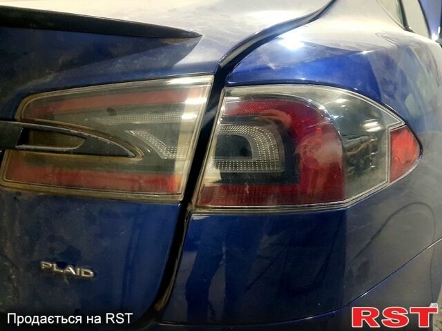 Синій Тесла Модель С, об'ємом двигуна 0.6 л та пробігом 49 тис. км за 35000 $, фото 1 на Automoto.ua