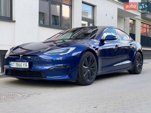 Синий Тесла Модель С, объемом двигателя 0 л и пробегом 30 тыс. км за 35500 $, фото 1 на Automoto.ua
