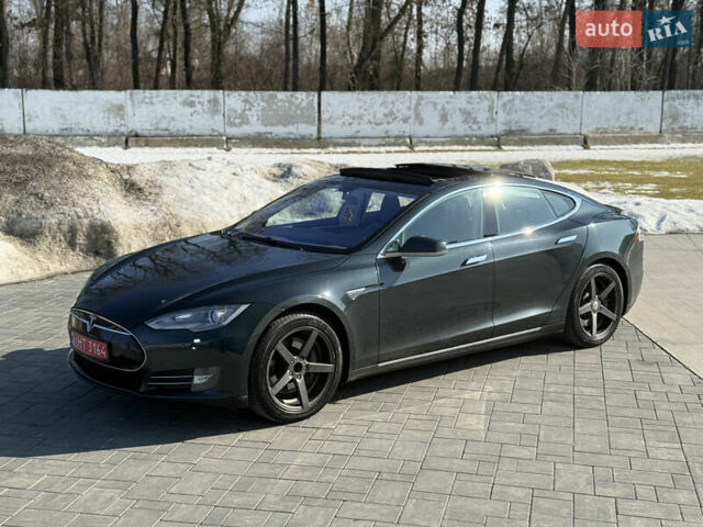 Зеленый Тесла Модель С, объемом двигателя 0 л и пробегом 248 тыс. км за 11300 $, фото 1 на Automoto.ua