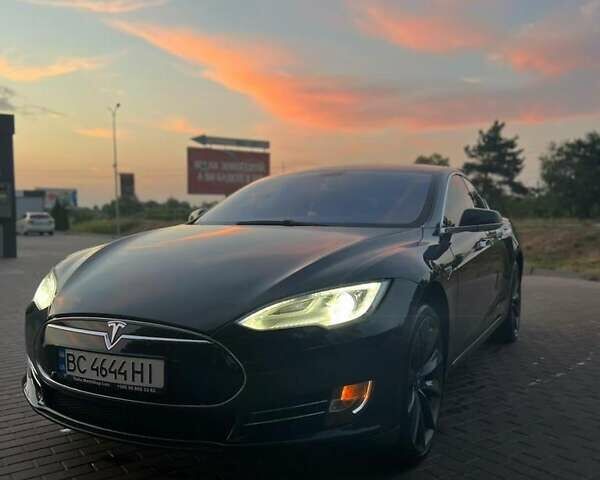 Зеленый Тесла Модель С, объемом двигателя 0 л и пробегом 145 тыс. км за 17900 $, фото 1 на Automoto.ua