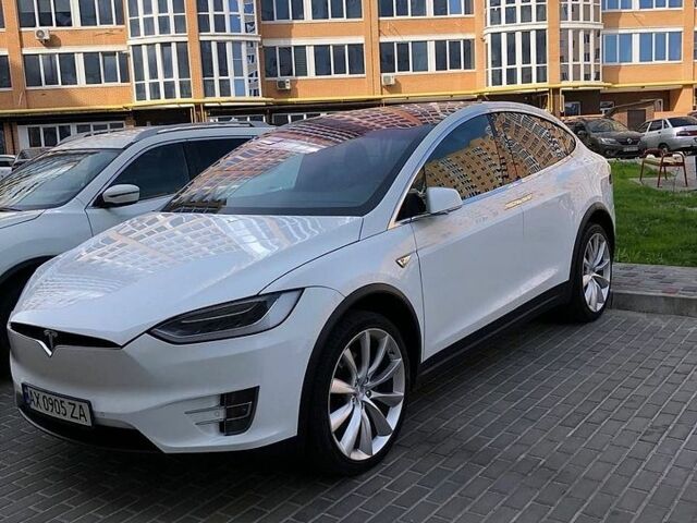 Білий Тесла Модель Х, об'ємом двигуна 0 л та пробігом 78 тис. км за 26000 $, фото 1 на Automoto.ua