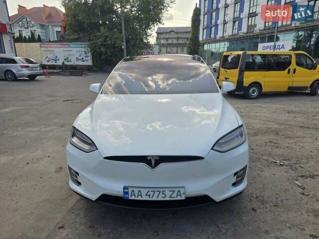 Білий Тесла Модель Х, об'ємом двигуна 0 л та пробігом 180 тис. км за 25000 $, фото 1 на Automoto.ua