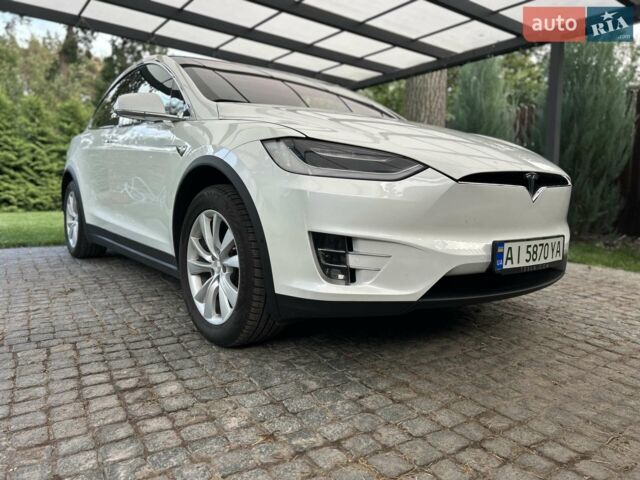 Білий Тесла Модель Х, об'ємом двигуна 0 л та пробігом 155 тис. км за 21200 $, фото 1 на Automoto.ua