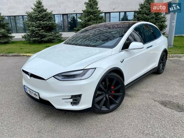 Білий Тесла Модель Х, об'ємом двигуна 0 л та пробігом 142 тис. км за 39000 $, фото 1 на Automoto.ua