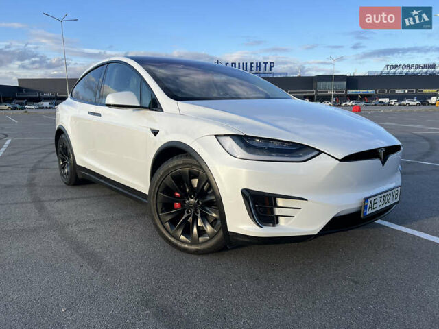 Тесла Модель Х 2018 у Дніпро (Дніпропетровську) на Automoto.ua Білий Тесла Модель Х, об'ємом двигуна 0 л та пробігом 194 тис. км за 29900 $, фото 1 на Automoto.ua