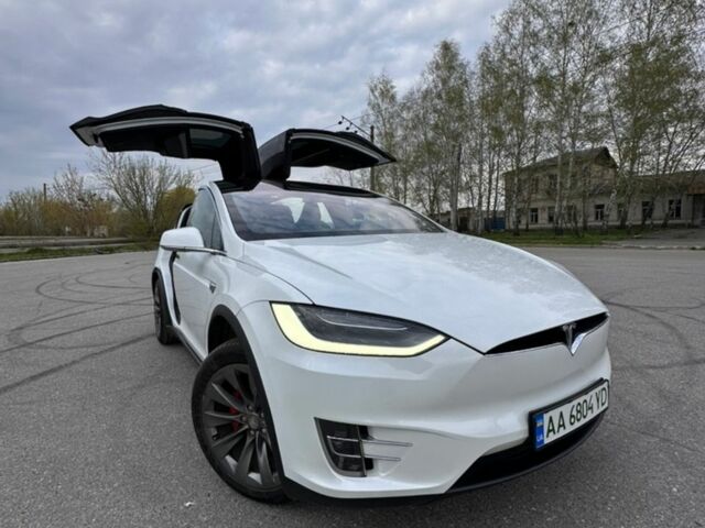 Білий Тесла Модель Х, об'ємом двигуна 0 л та пробігом 80 тис. км за 40500 $, фото 1 на Automoto.ua