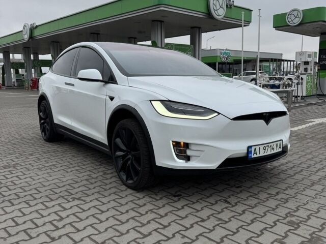Білий Тесла Модель Х, об'ємом двигуна 0 л та пробігом 112 тис. км за 28500 $, фото 1 на Automoto.ua