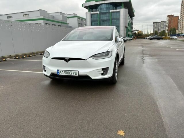 Білий Тесла Модель Х, об'ємом двигуна 0 л та пробігом 120 тис. км за 34000 $, фото 1 на Automoto.ua