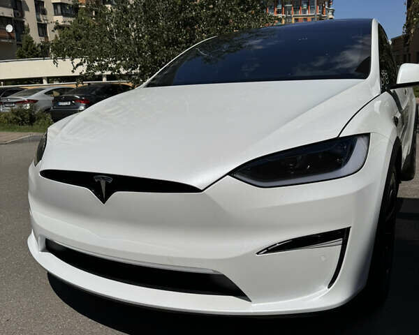Білий Тесла Модель Х, об'ємом двигуна 0 л та пробігом 11 тис. км за 49900 $, фото 1 на Automoto.ua