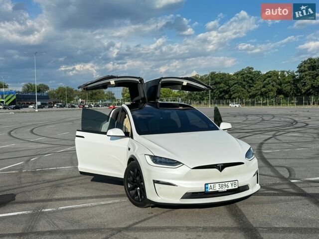 Белый Тесла Модель Х, объемом двигателя 0 л и пробегом 42 тыс. км за 44900 $, фото 1 на Automoto.ua