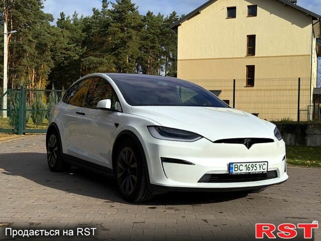 Білий Тесла Модель Х, об'ємом двигуна 0.67 л та пробігом 60 тис. км за 42000 $, фото 1 на Automoto.ua