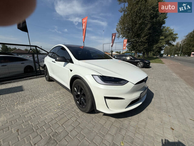 Белый Тесла Модель Х, объемом двигателя 0 л и пробегом 110 тыс. км за 47000 $, фото 1 на Automoto.ua